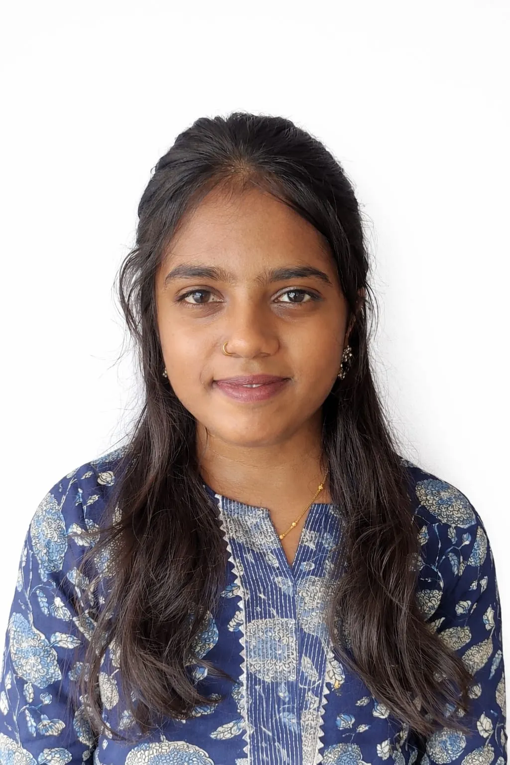 Rtr.Nikitha Singanallur Babu